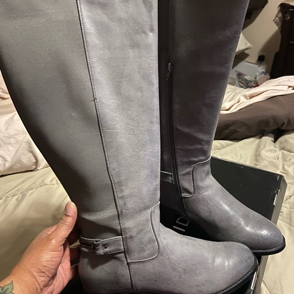 Torrid grey riding boots 10.5w - Picture 5 of 5